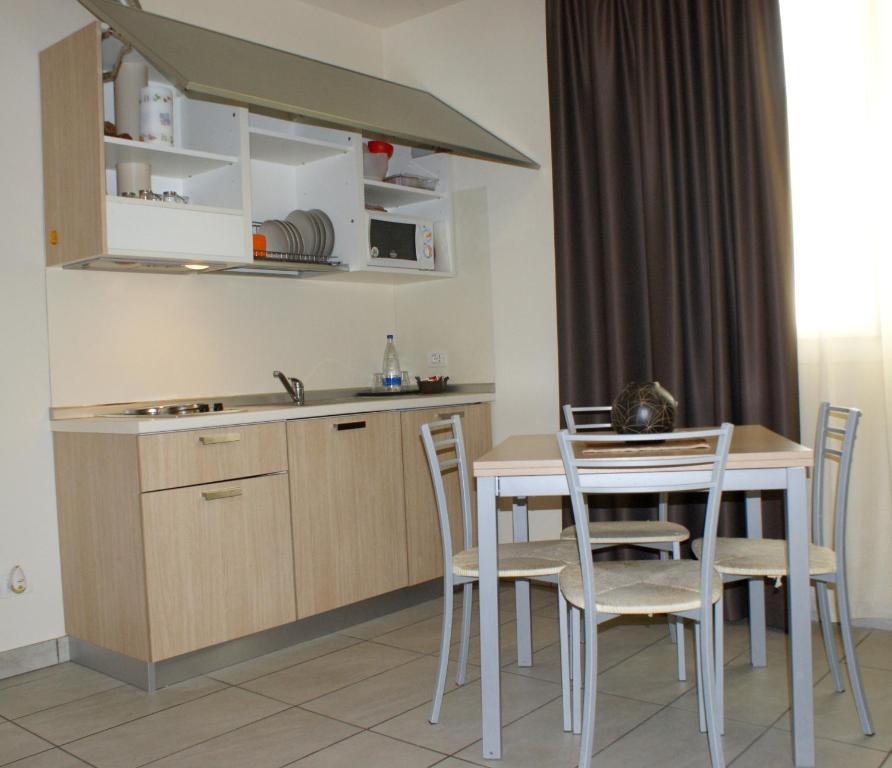 Residence Belmare Римини Номер фото